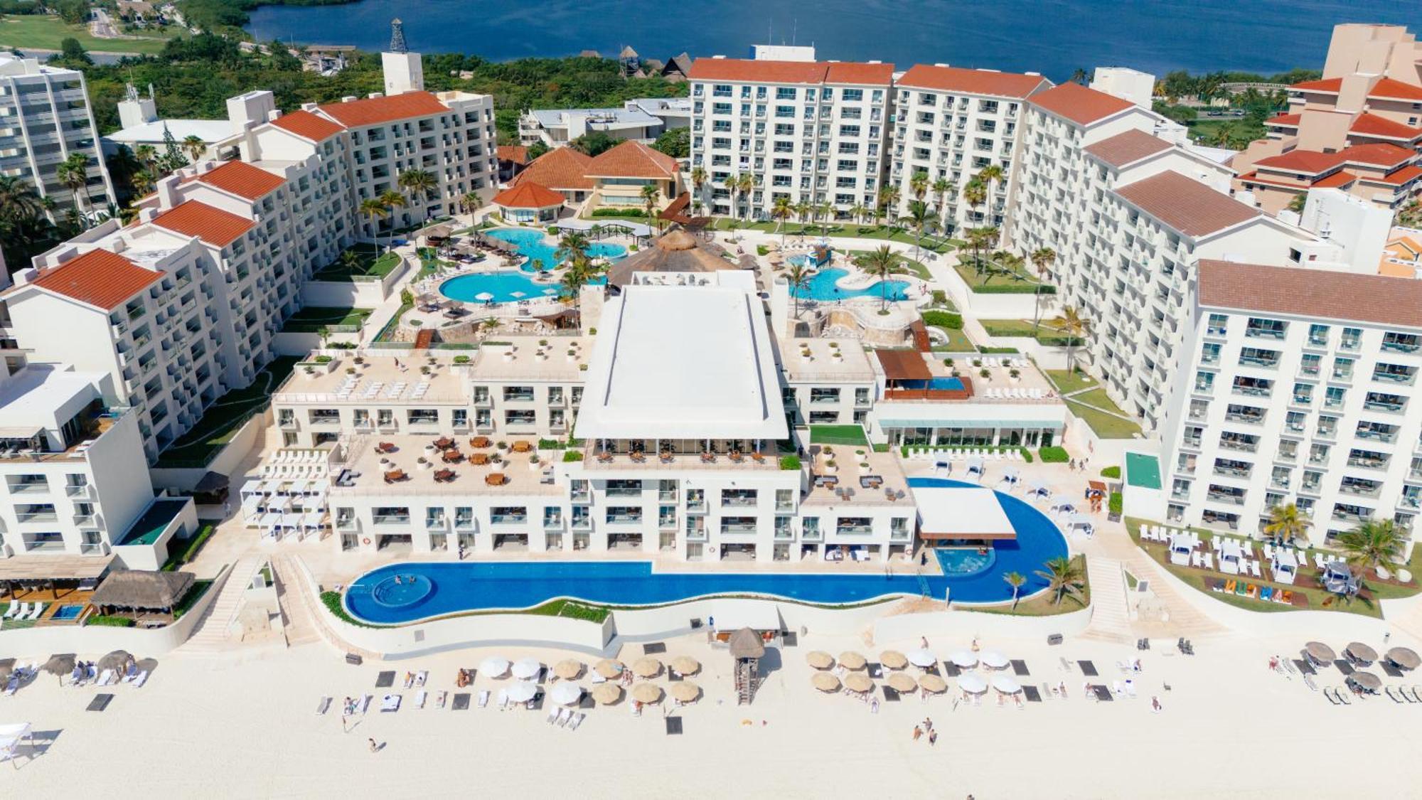 Casa In Yaakumech Aparthotel Cancun Exterior photo